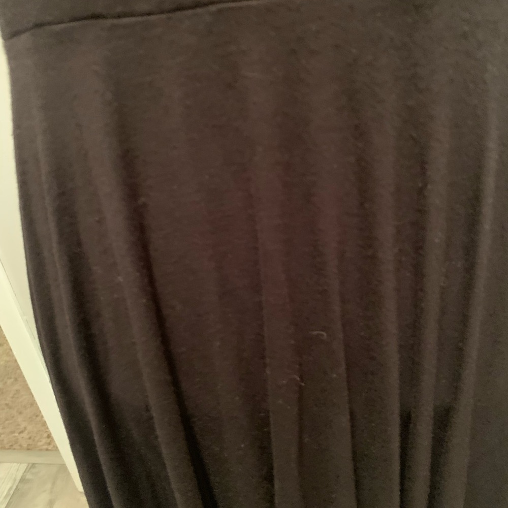 Two Versatile Dresses, one Black Cynthia Rowley L and bonus Old Navy XL - Picture 5 of 8